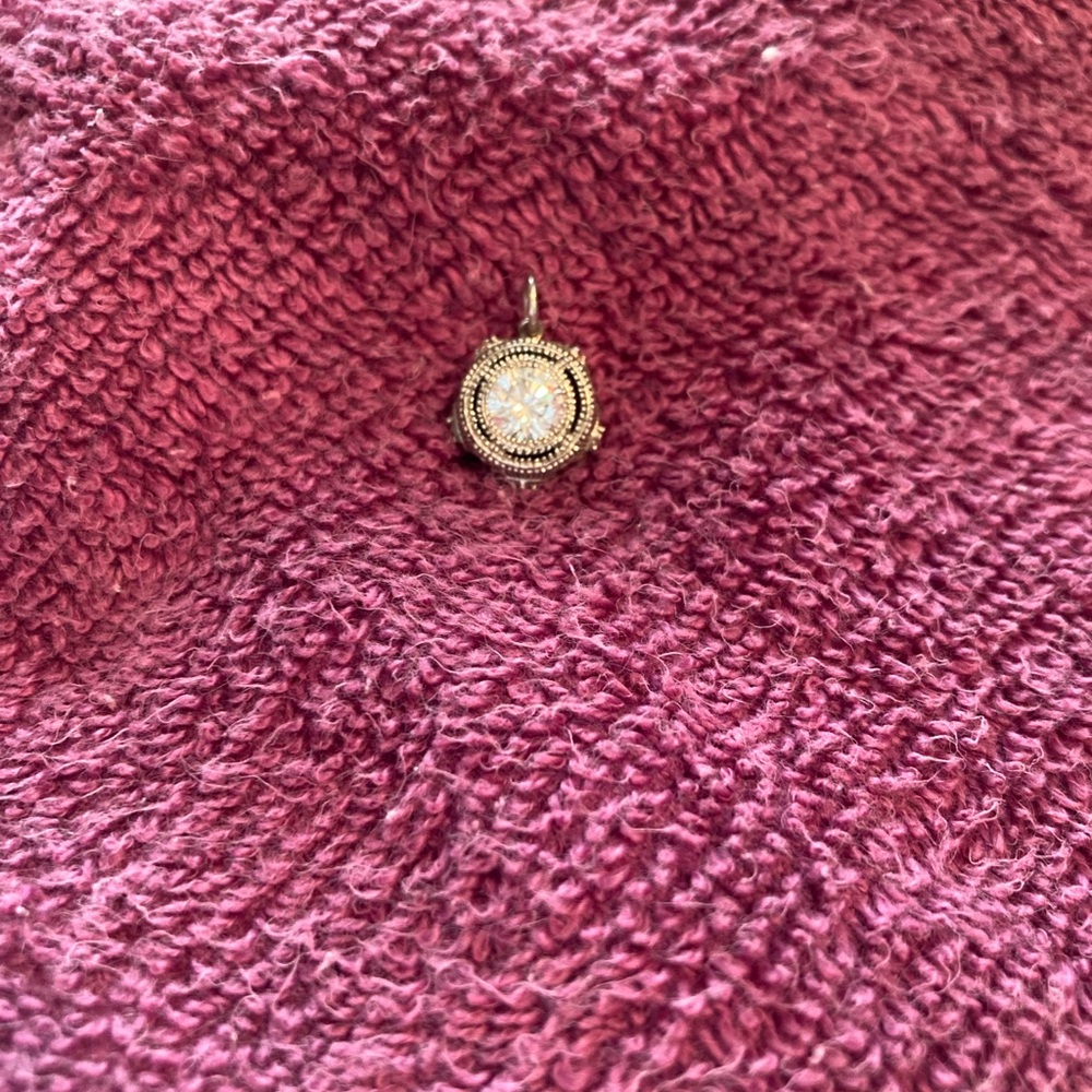 White Sapphire pendant set in Sterling Silver